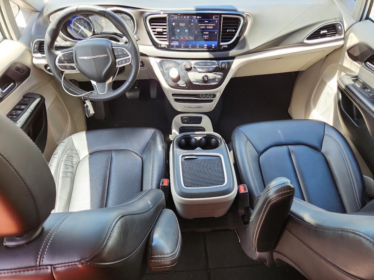 2024 Chrysler Pacifica Touring L - zdjęcie 8