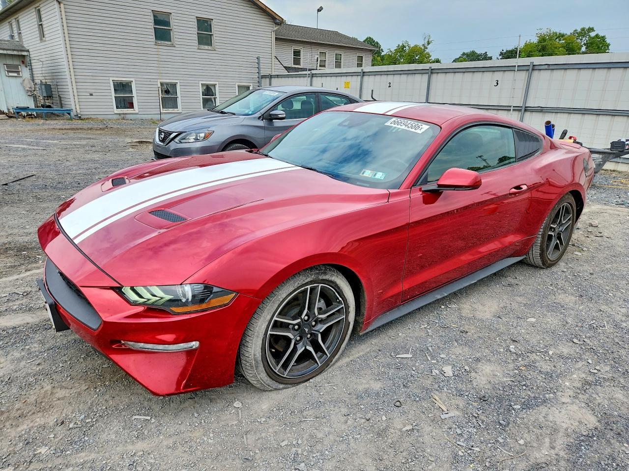 2020 Ford Mustang - zdjęcie główne