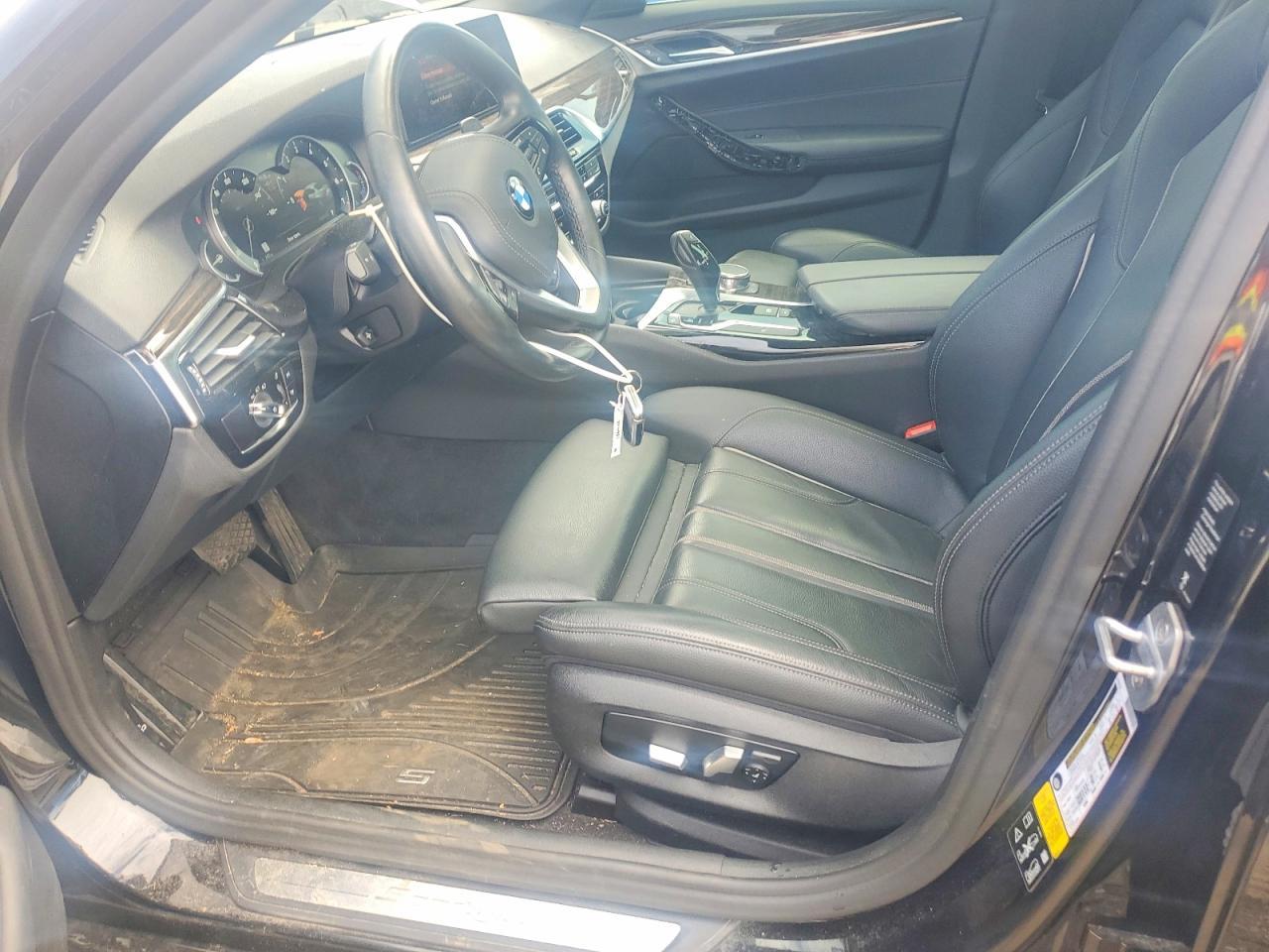 2019 BMW Seria 5 530i - zdjęcie 7