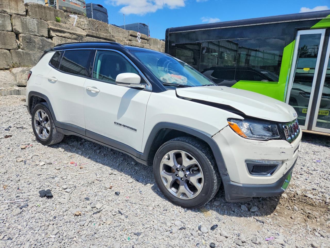 2021 Jeep Compass Limited - zdjęcie 4