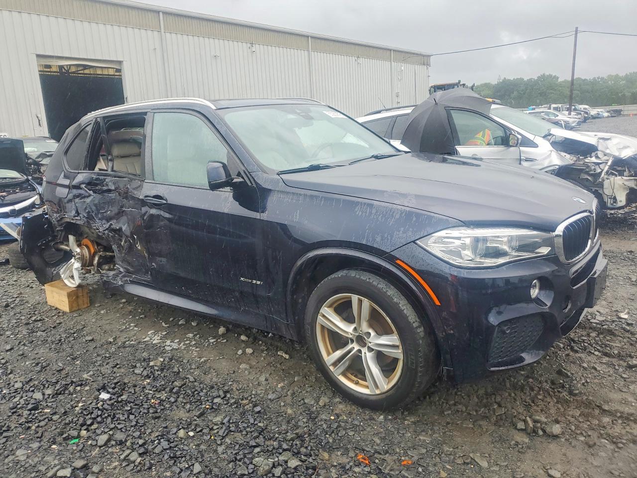 2017 BMW X5 xDrive35I - zdjęcie 4