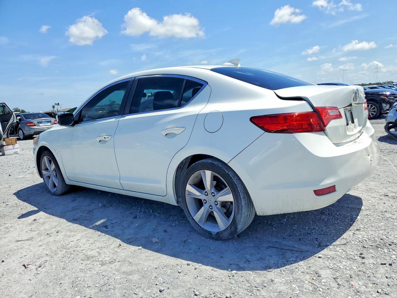 2015 Acura Ilx 20 - zdjęcie 2
