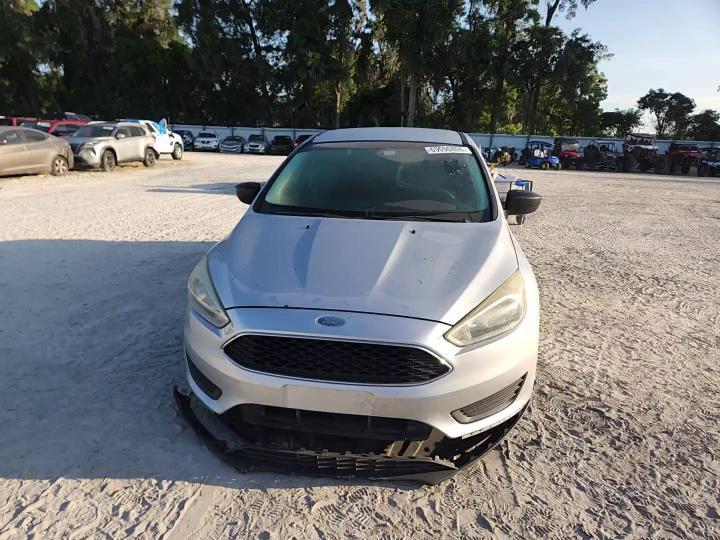 2015 Ford Focus S - zdjęcie 13