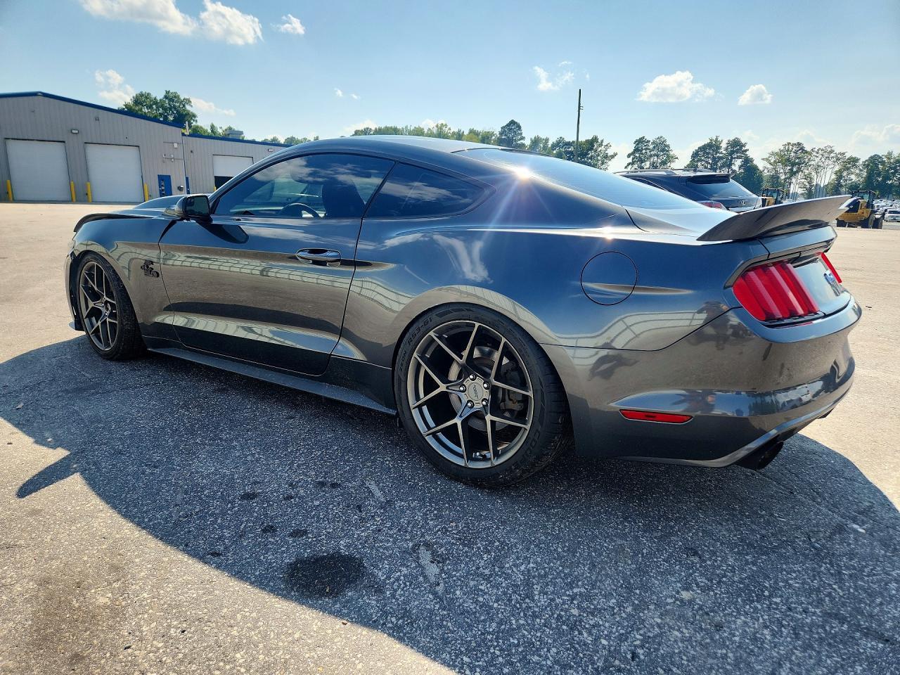 2017 Ford Mustang Gt - zdjęcie 2