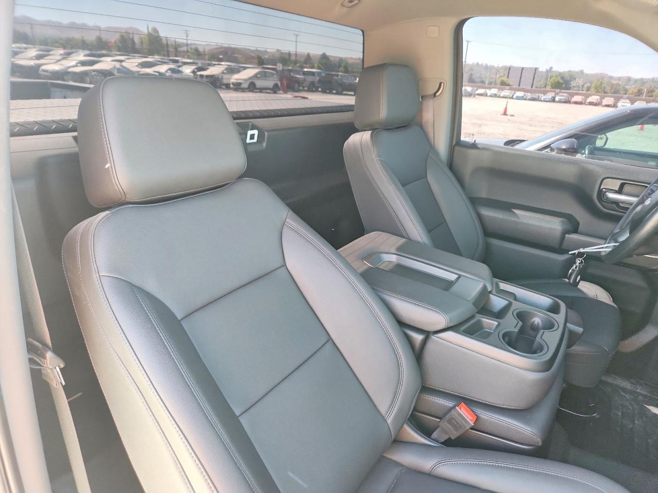 2025 Chevrolet Silverado C1500 High Country - zdjęcie 10