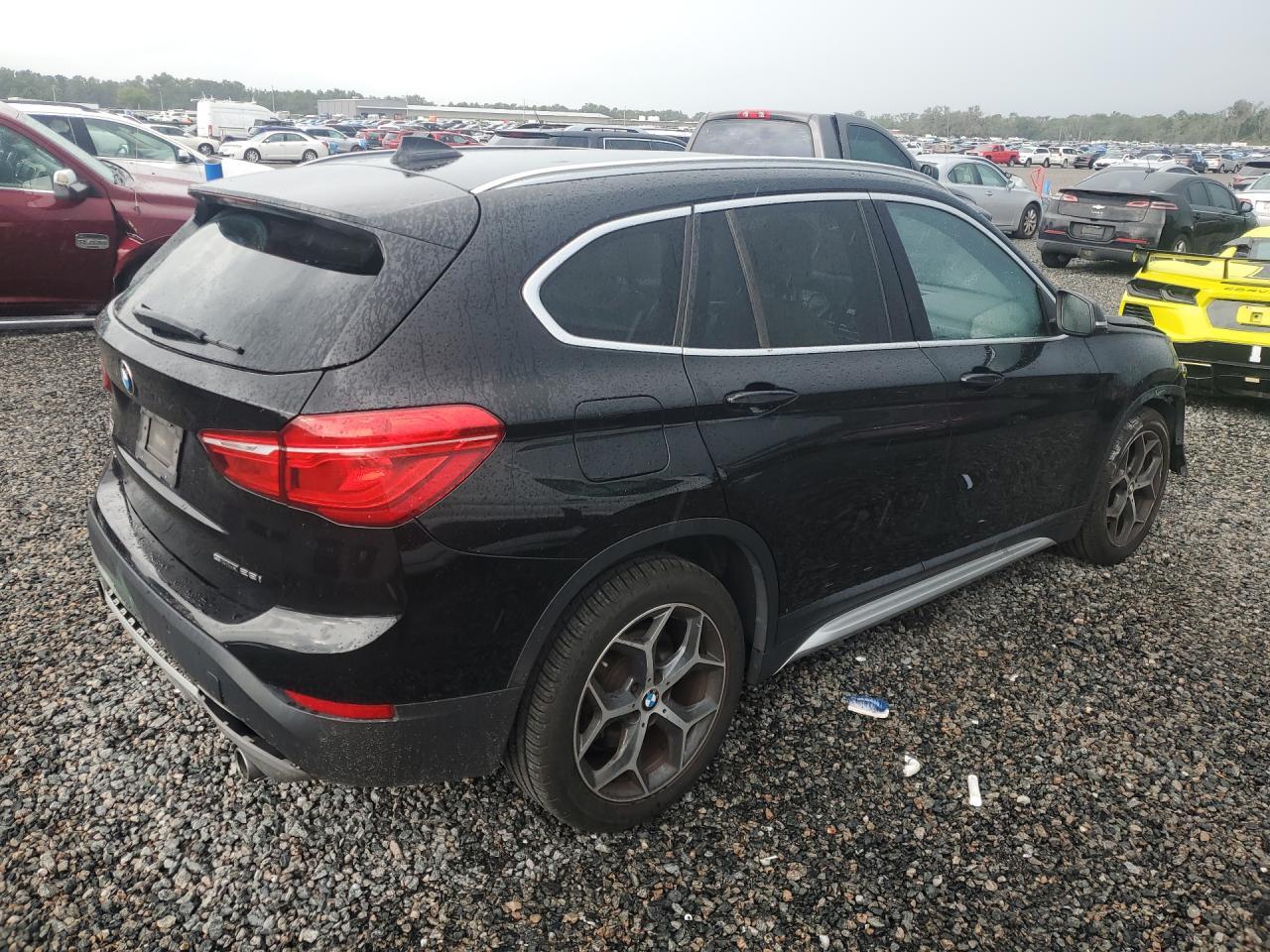 2018 BMW X1 Sdrive28I - zdjęcie 3