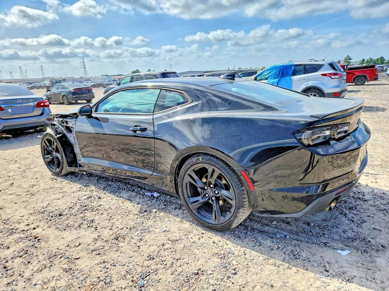 2020 Chevrolet Camaro Lt - zdjęcie 2