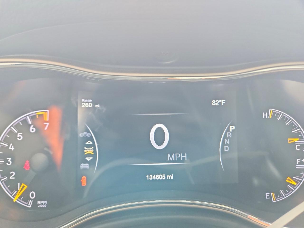 2016 Jeep Grand Cherokee Limited - zdjęcie 9