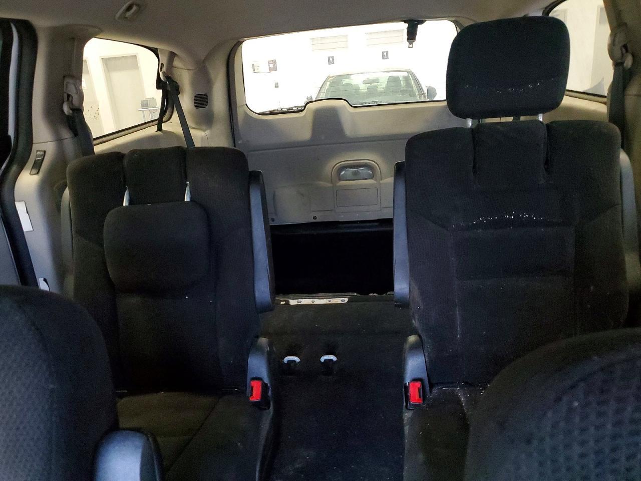 2016 Dodge Grand Caravan Se - zdjęcie 10