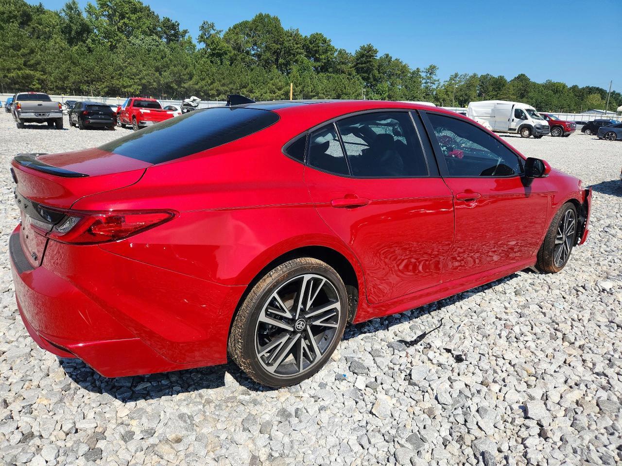 2025 Toyota Camry Xse - zdjęcie 3