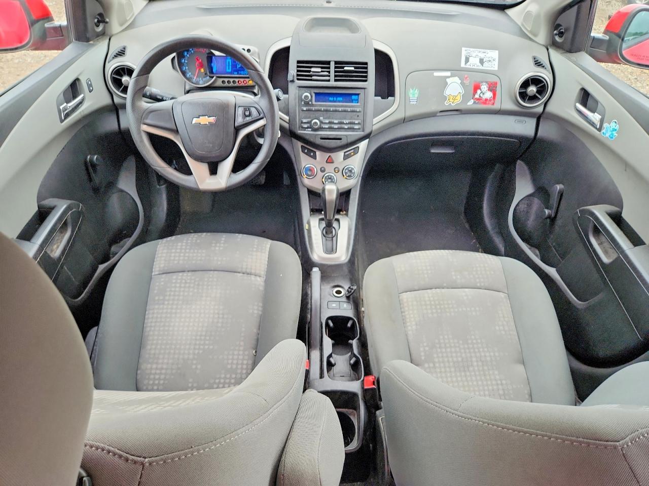 2014 Chevrolet Sonic Ls - zdjęcie 8