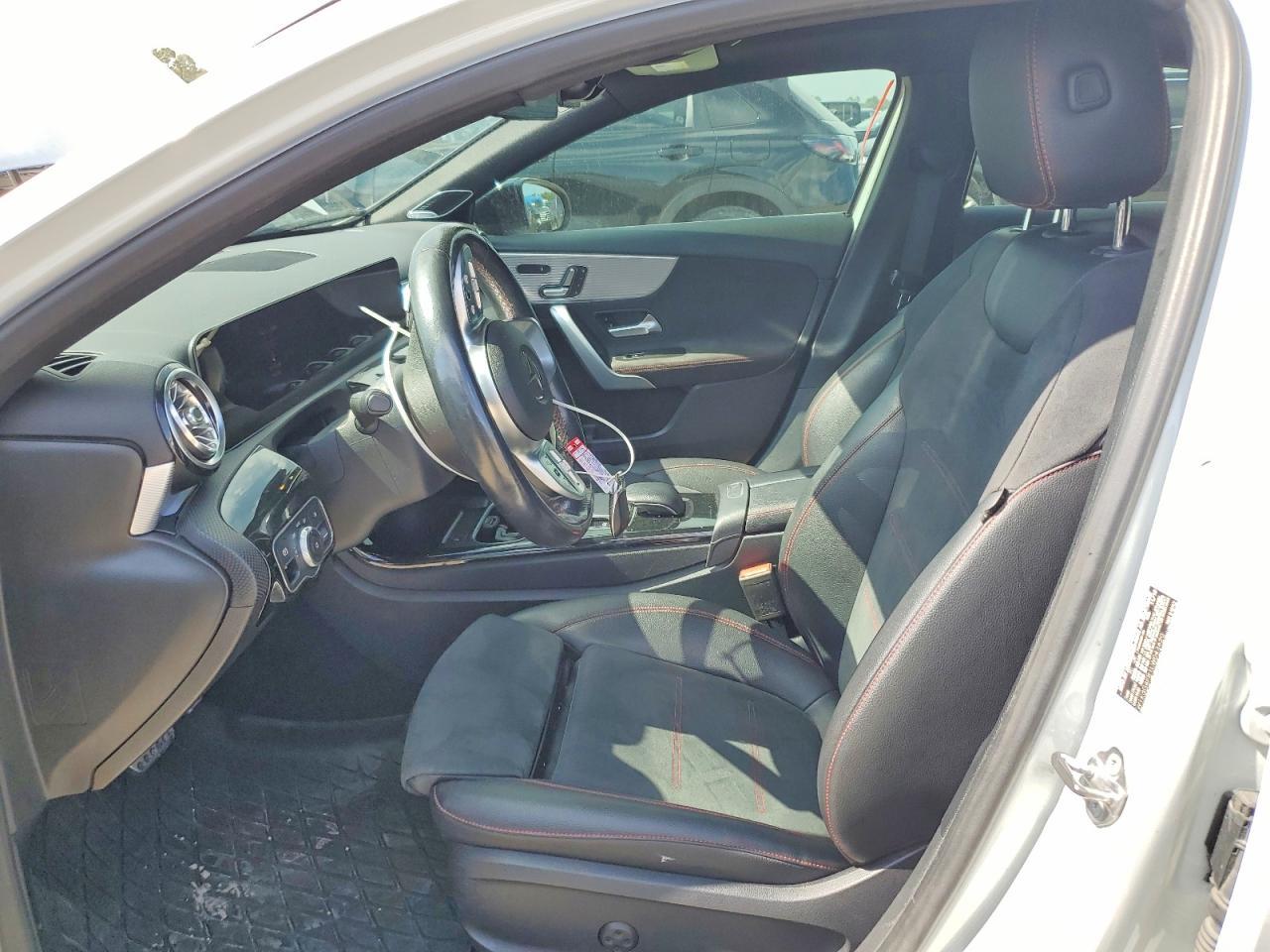2020 Mercedes-Benz A 220 4Matic - zdjęcie 7