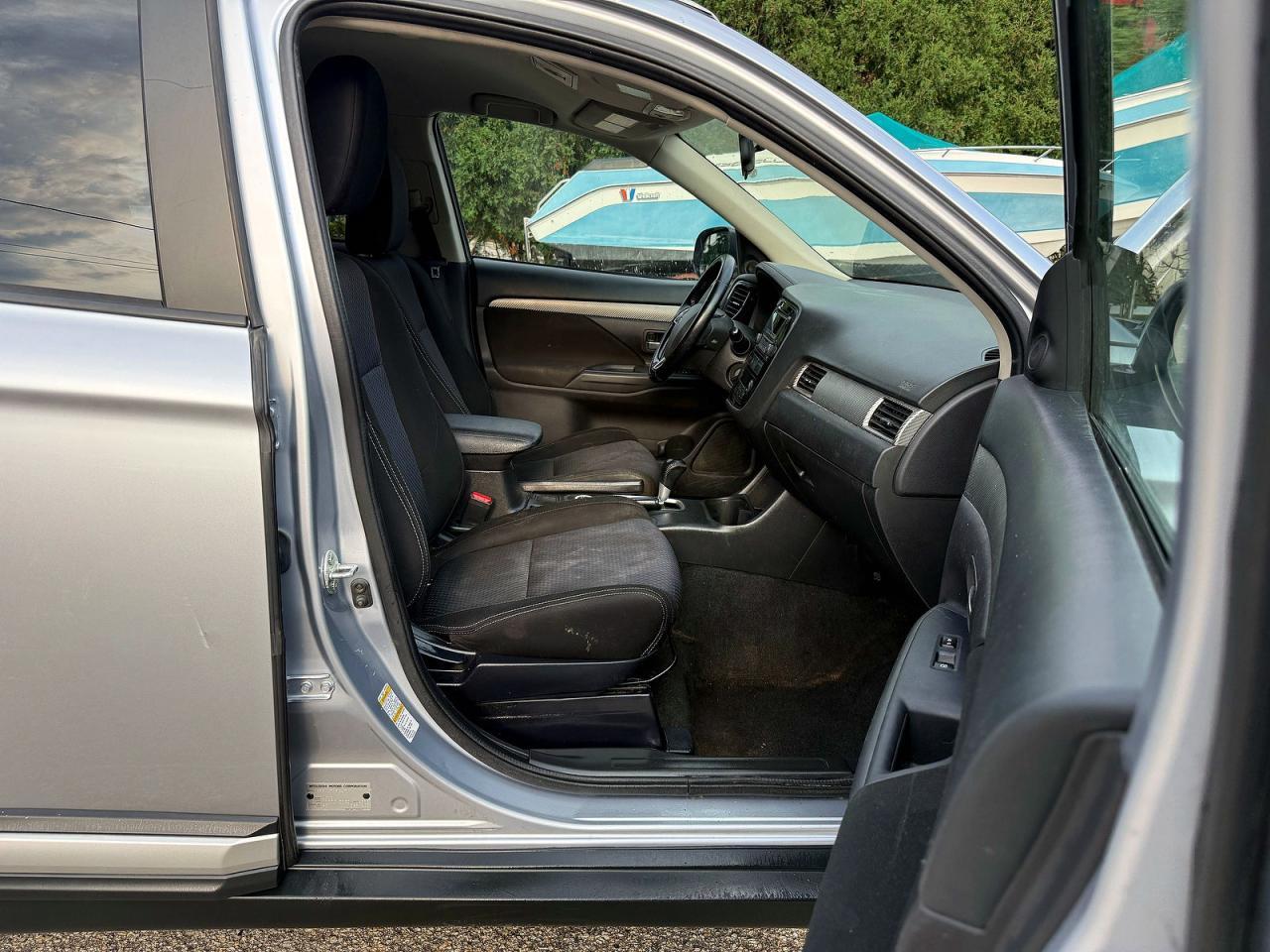 2016 Mitsubishi Outlander Se - zdjęcie 5