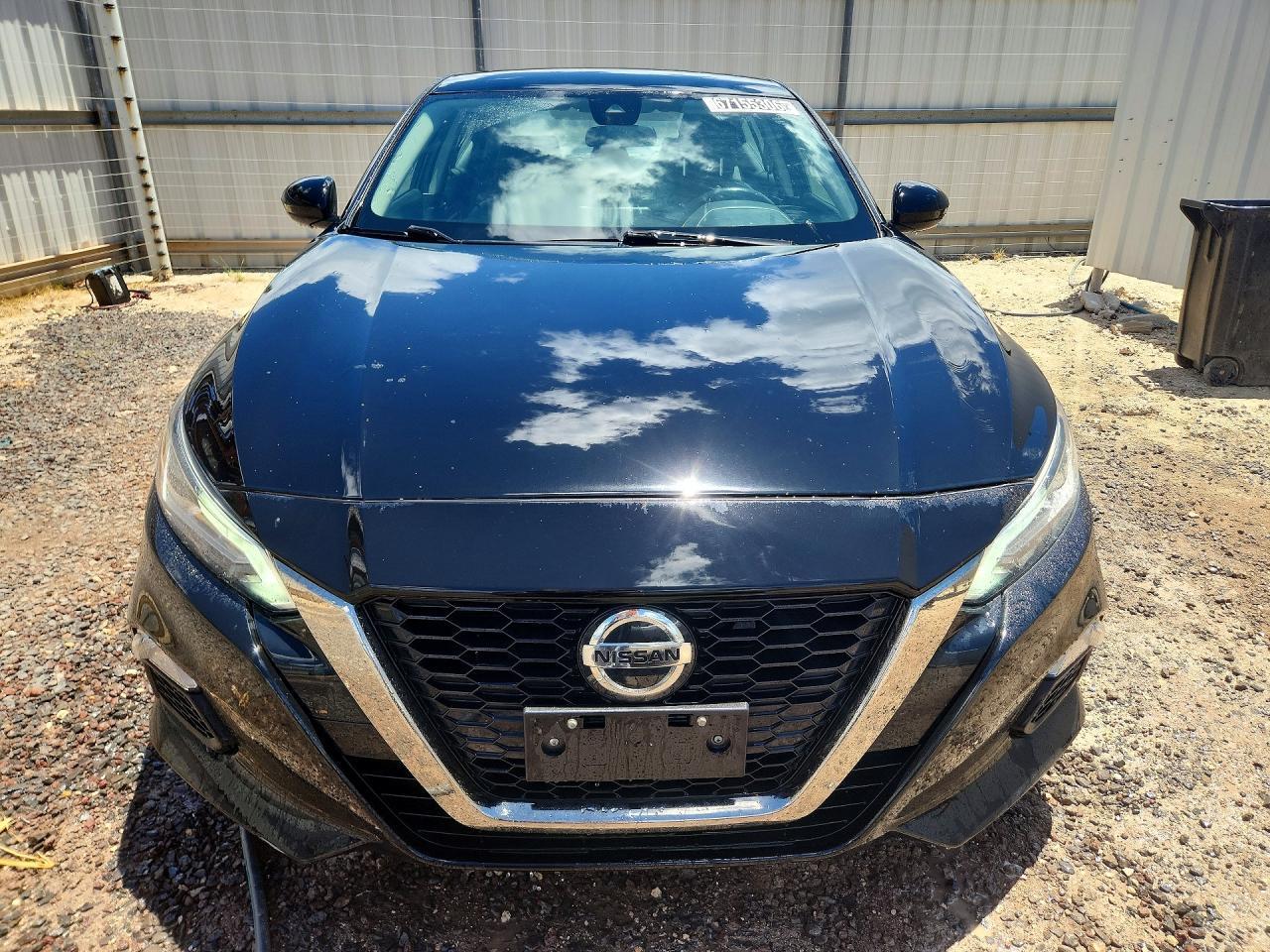 2021 Nissan Altima Sr - zdjęcie 5