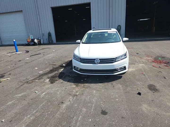 2016 Volkswagen Passat - zdjęcie 13