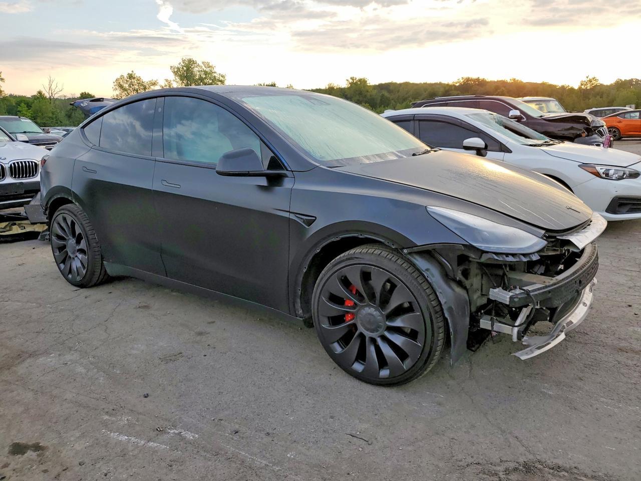 2021 Tesla Model Y - zdjęcie 4