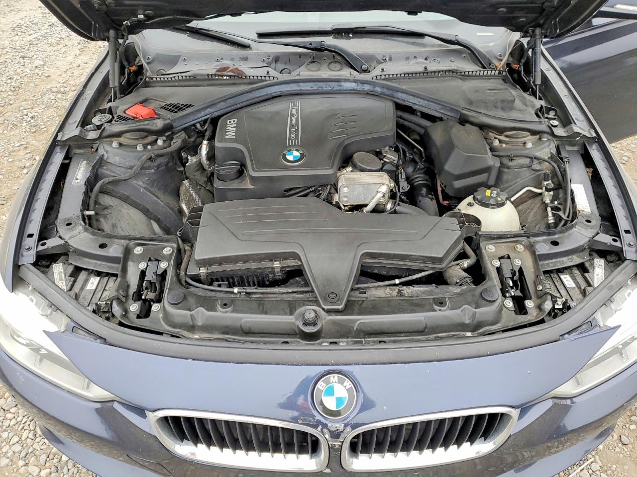 2015 BMW 328 I - zdjęcie 11