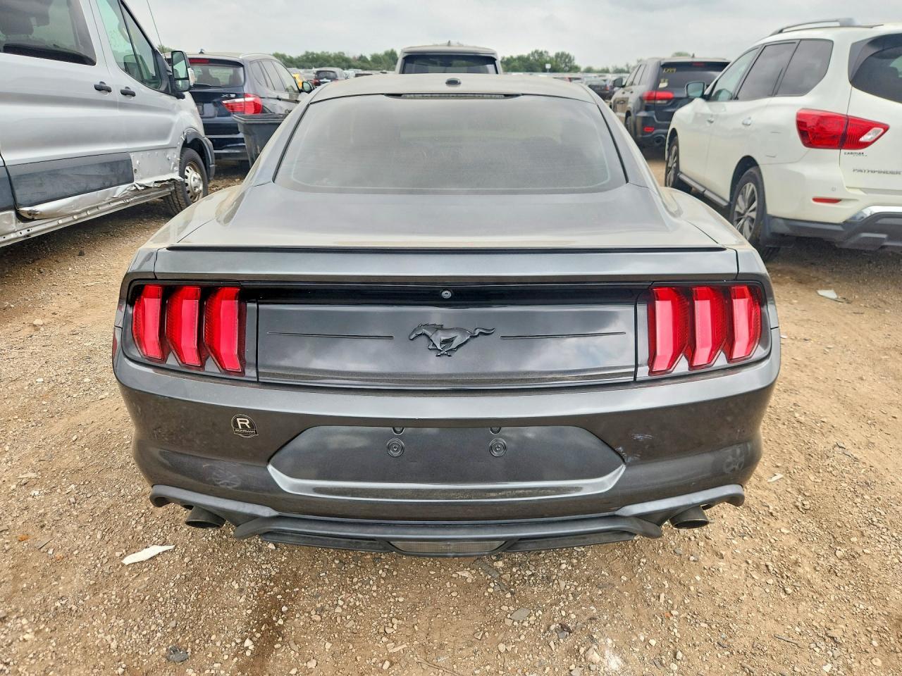 2019 Ford Mustang - zdjęcie 6
