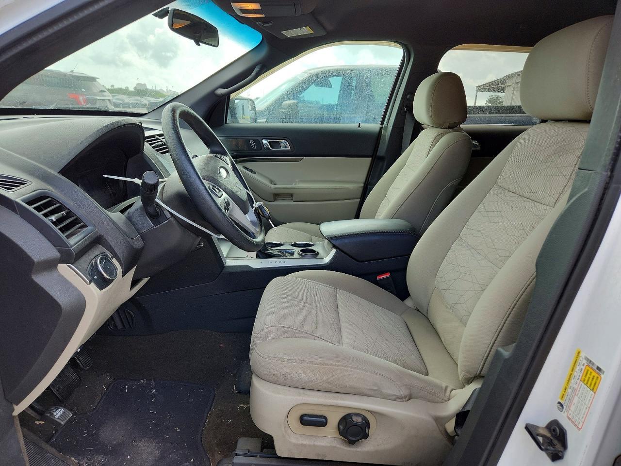 2013 Ford Explorer - zdjęcie 7
