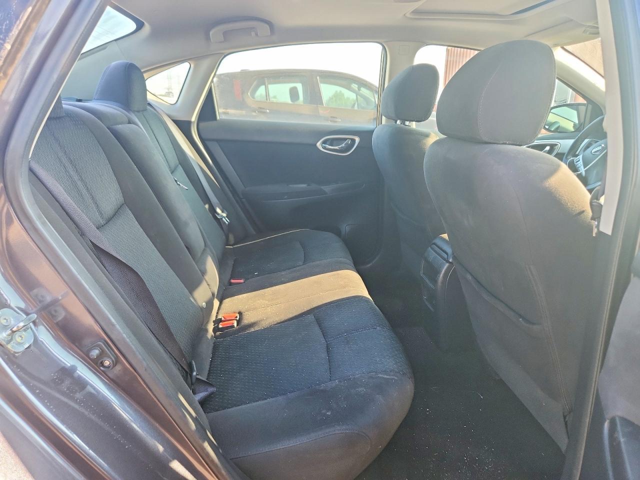 2014 Nissan Sentra Sr - zdjęcie 10