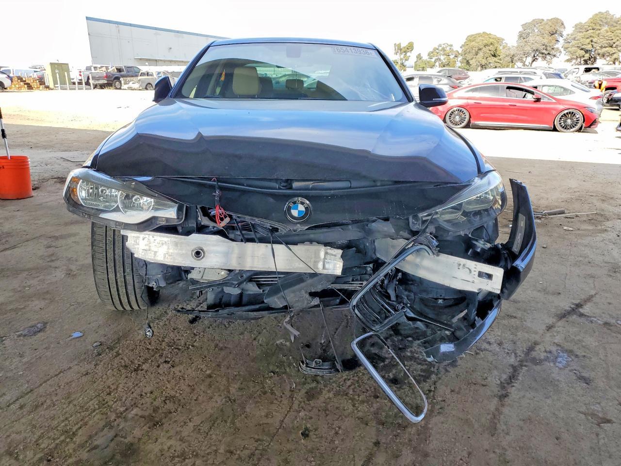 2016 BMW 320 I - zdjęcie 5