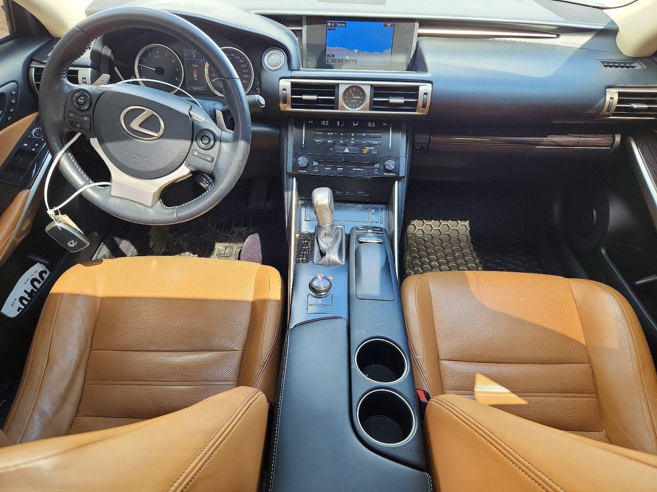 2014 Lexus Is 350 - zdjęcie 8