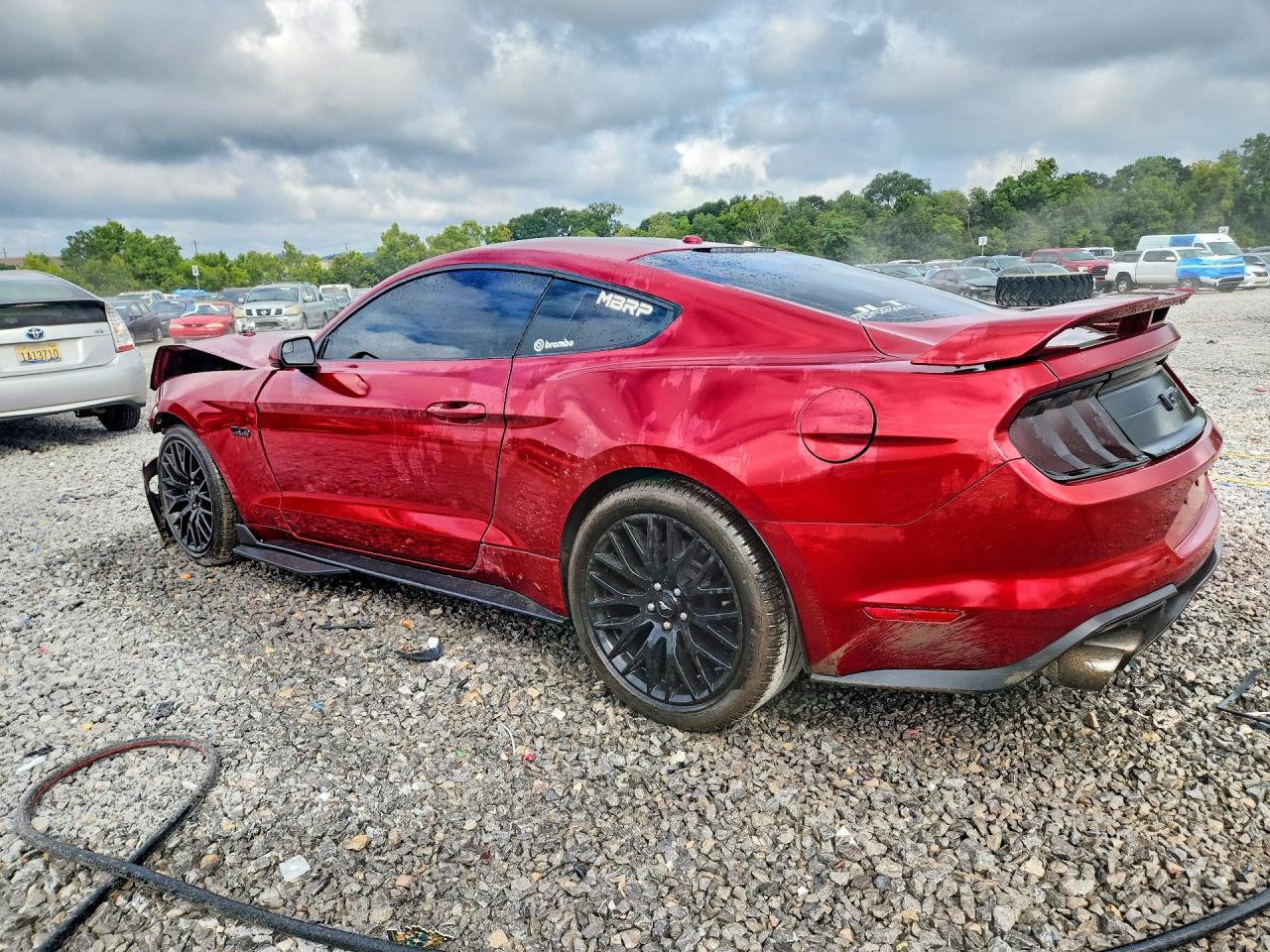 2019 Ford Mustang Gt - zdjęcie 2