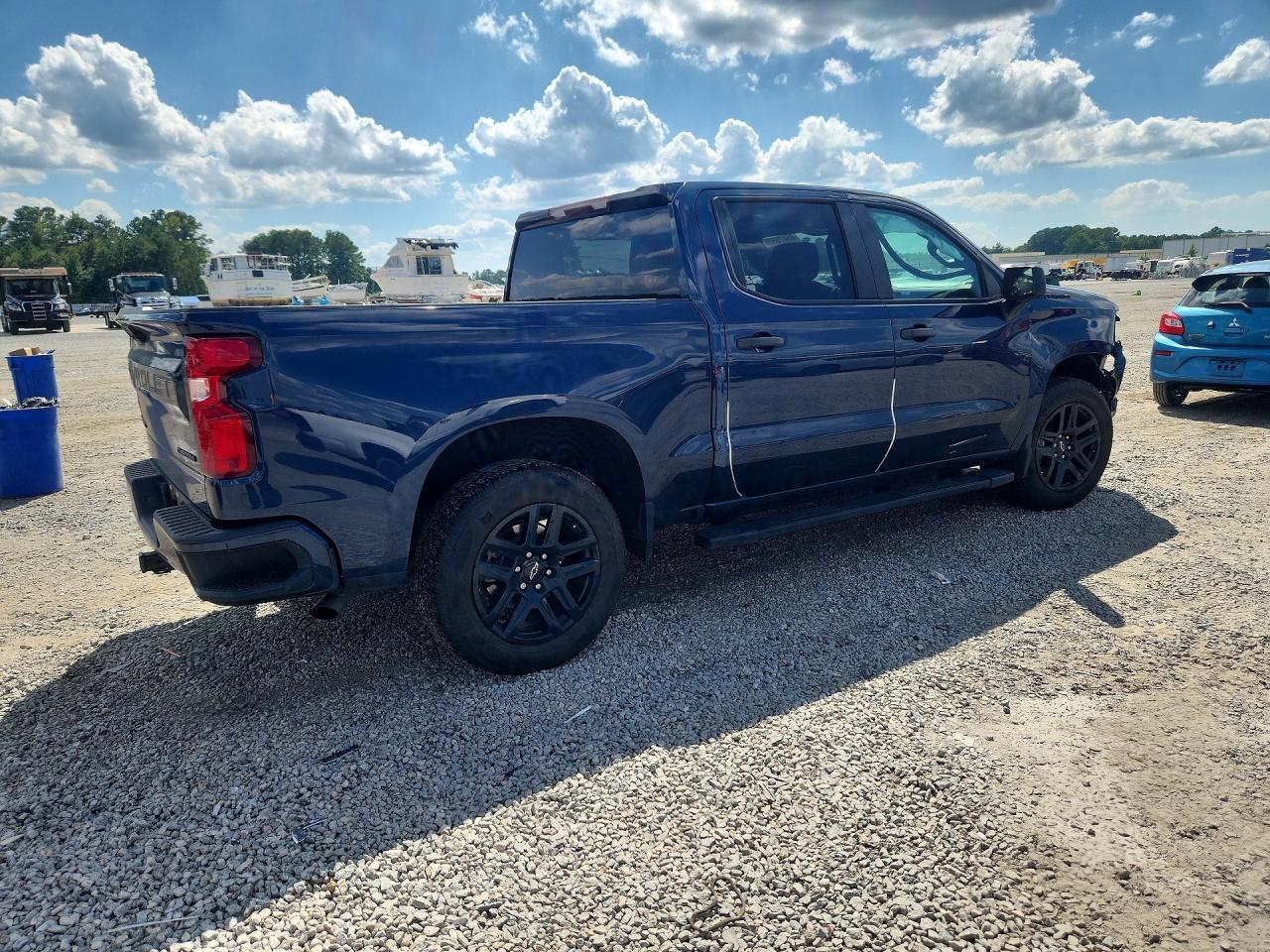 2023 Chevrolet Silverado C1500 Custom - zdjęcie 3