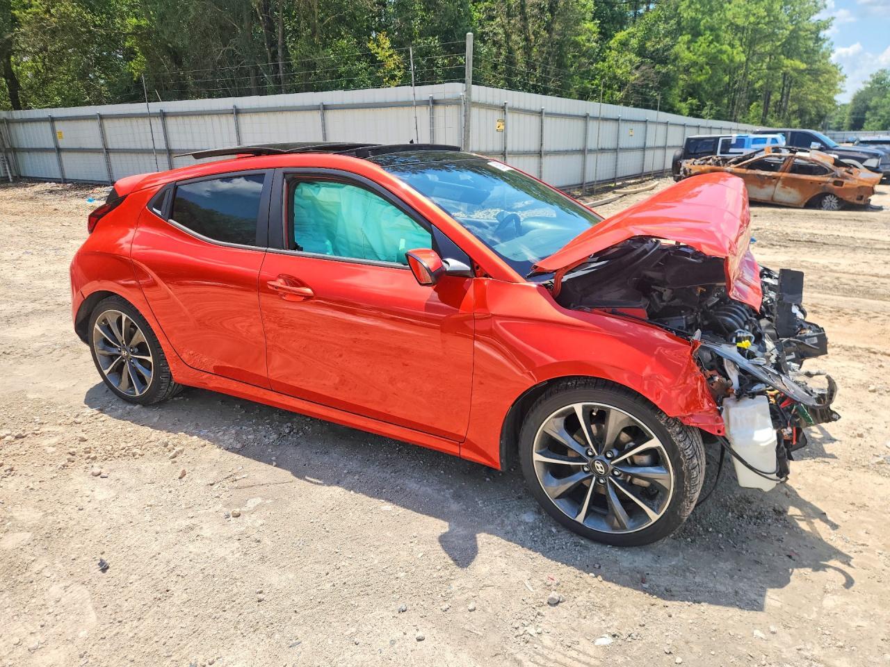 2019 Hyundai Veloster 2.0L Premium - zdjęcie 4