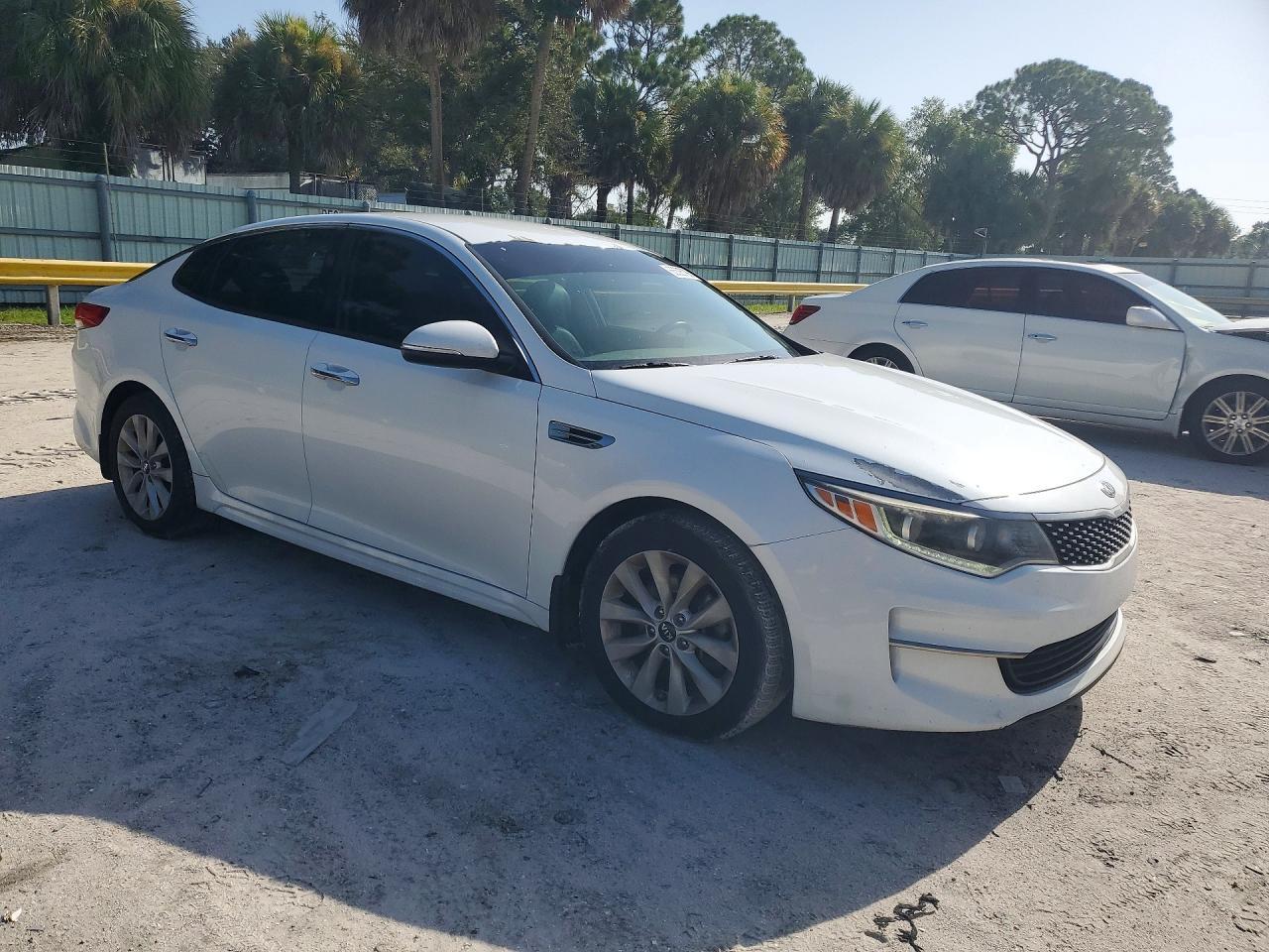 2017 Kia Optima Ex - zdjęcie 4