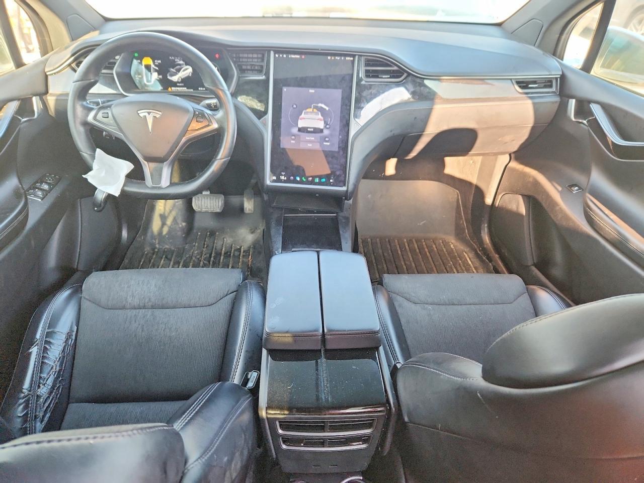 2018 Tesla Model X - zdjęcie 8