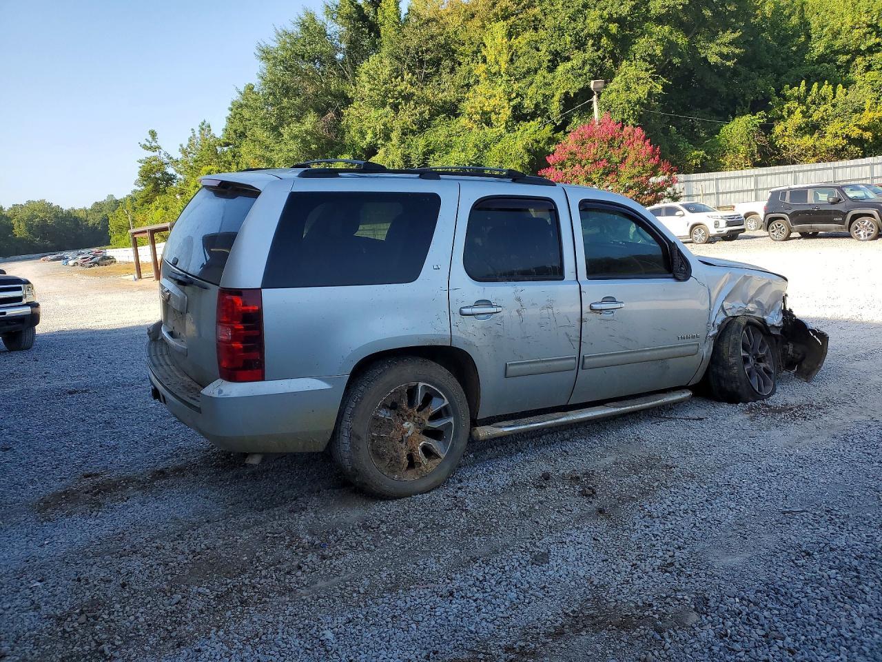 2013 Chevrolet Tahoe C1500 Lt - zdjęcie 3
