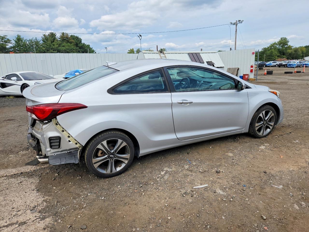 2014 Hyundai Elantra Coupe Base - zdjęcie 3