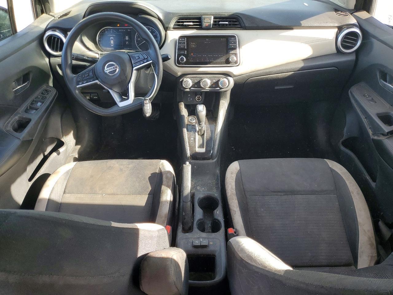2020 Nissan Versa Sv - zdjęcie 8