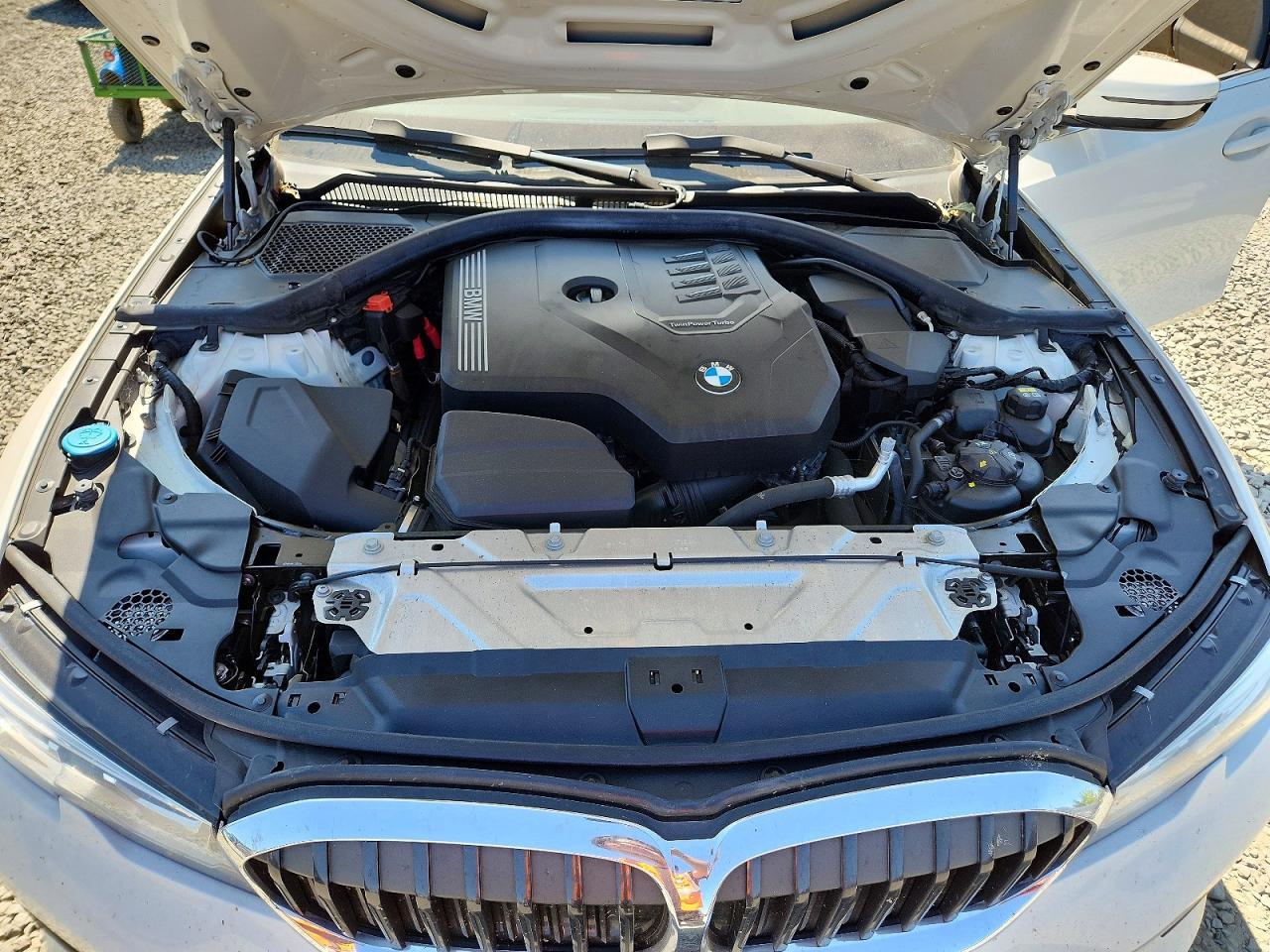 2020 BMW Seria 3 330i - zdjęcie 11