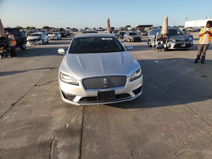 2019 Lincoln Mkz - zdjęcie 14