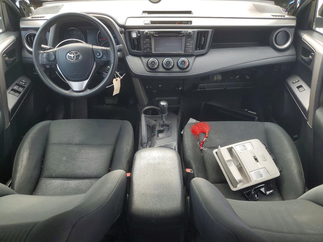 2018 Toyota Rav4 Le - zdjęcie 8