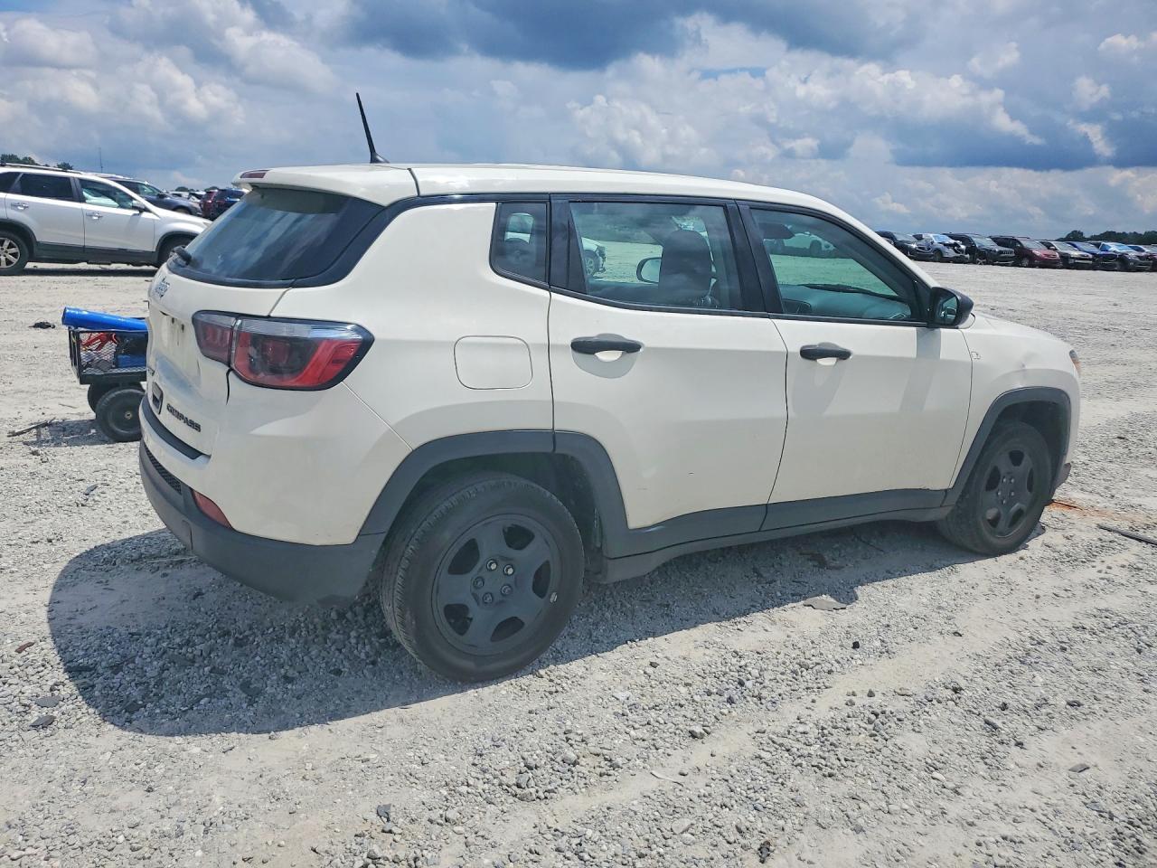 2018 Jeep Compass Sport - zdjęcie 3