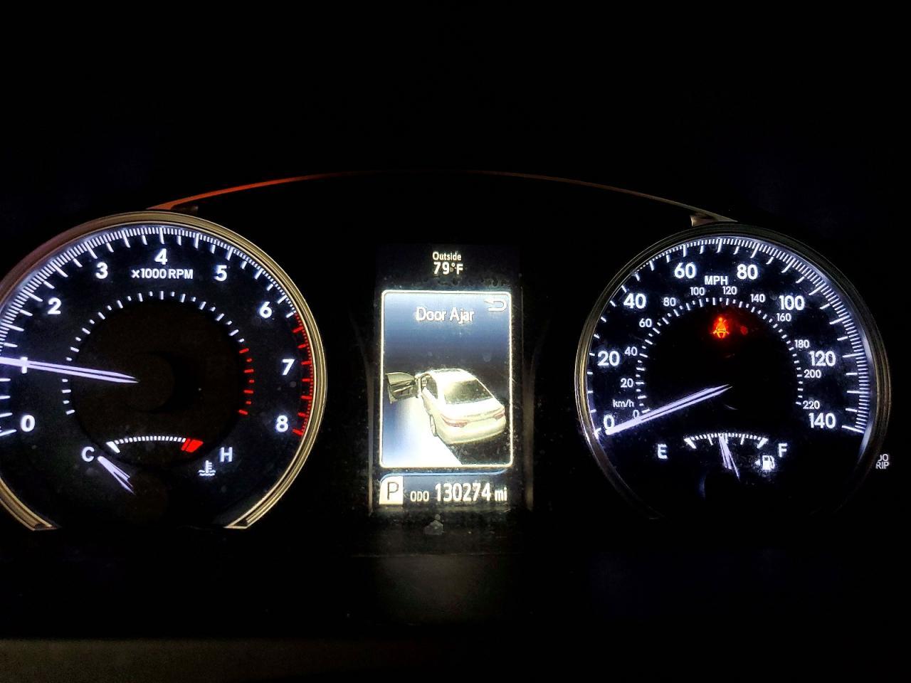 2016 Toyota Camry Le - zdjęcie 9