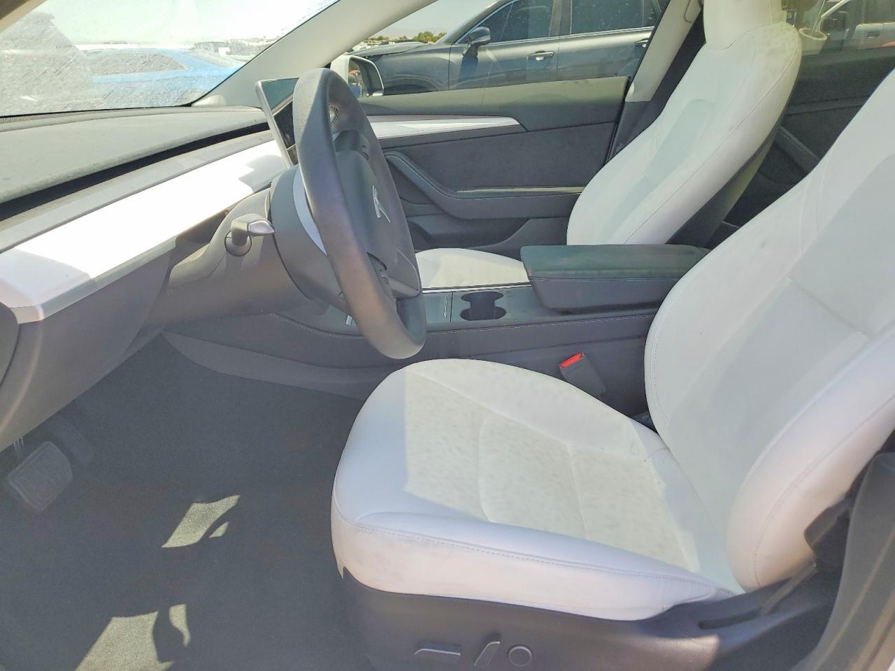 2023 Tesla Model 3 - zdjęcie 7