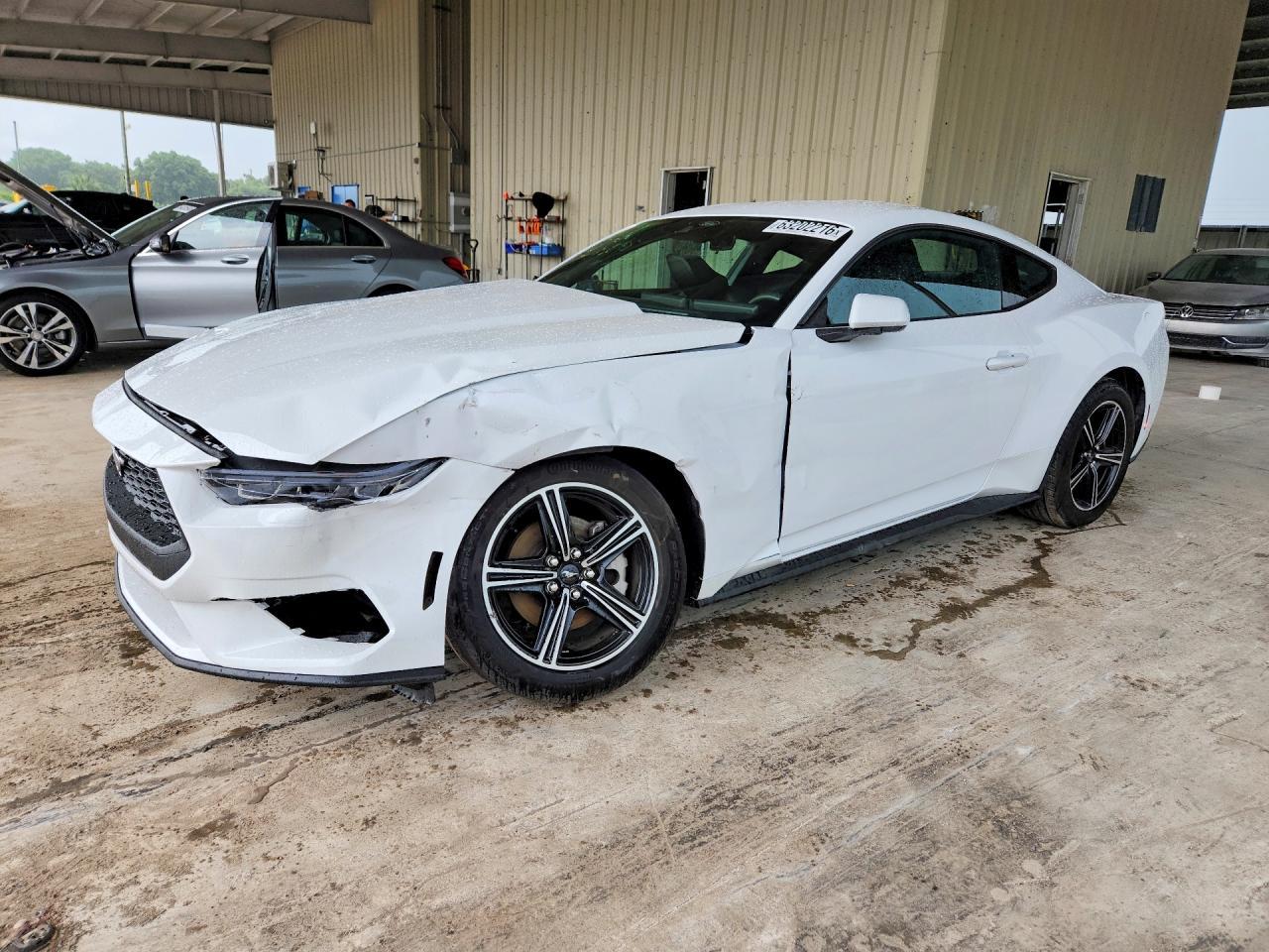 2025 Ford Mustang - zdjęcie główne