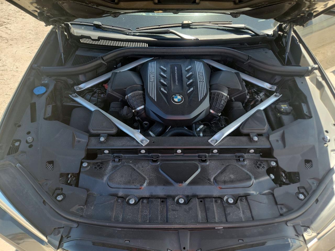 2022 BMW X6 M50I - zdjęcie 12