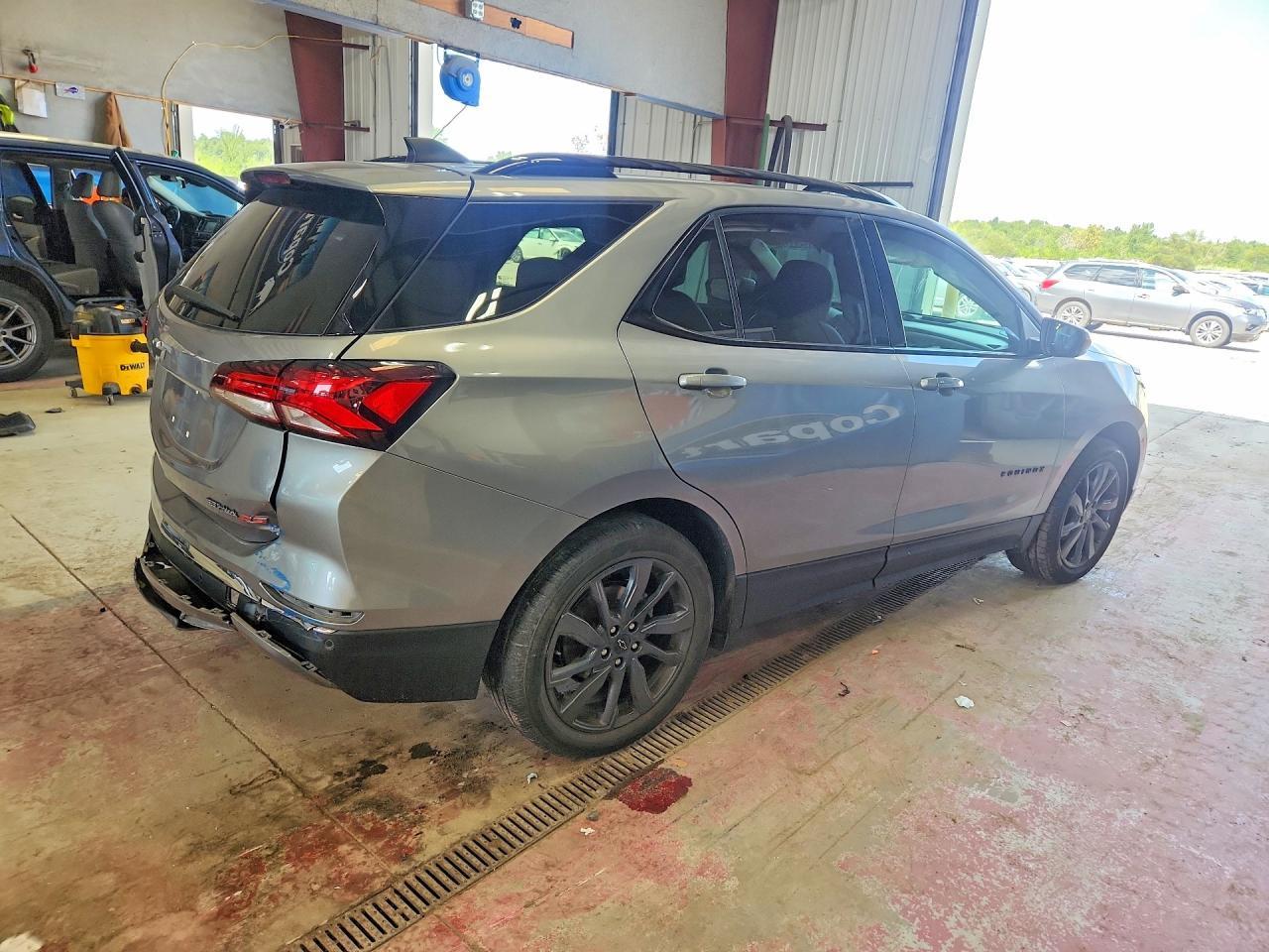 2023 Chevrolet Equinox Rs - zdjęcie 3
