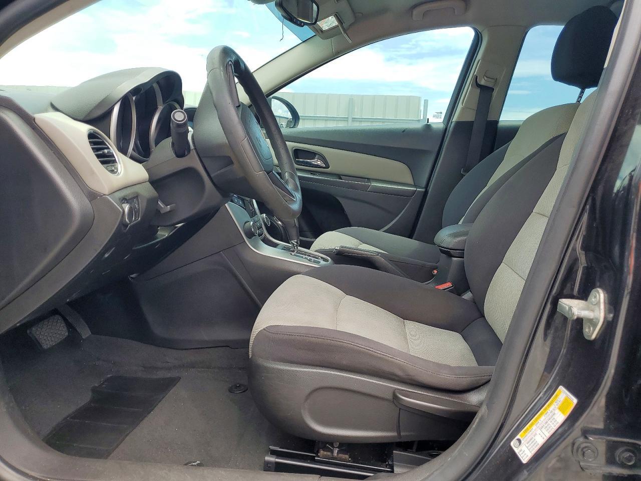 2014 Chevrolet Cruze Ls - zdjęcie 7