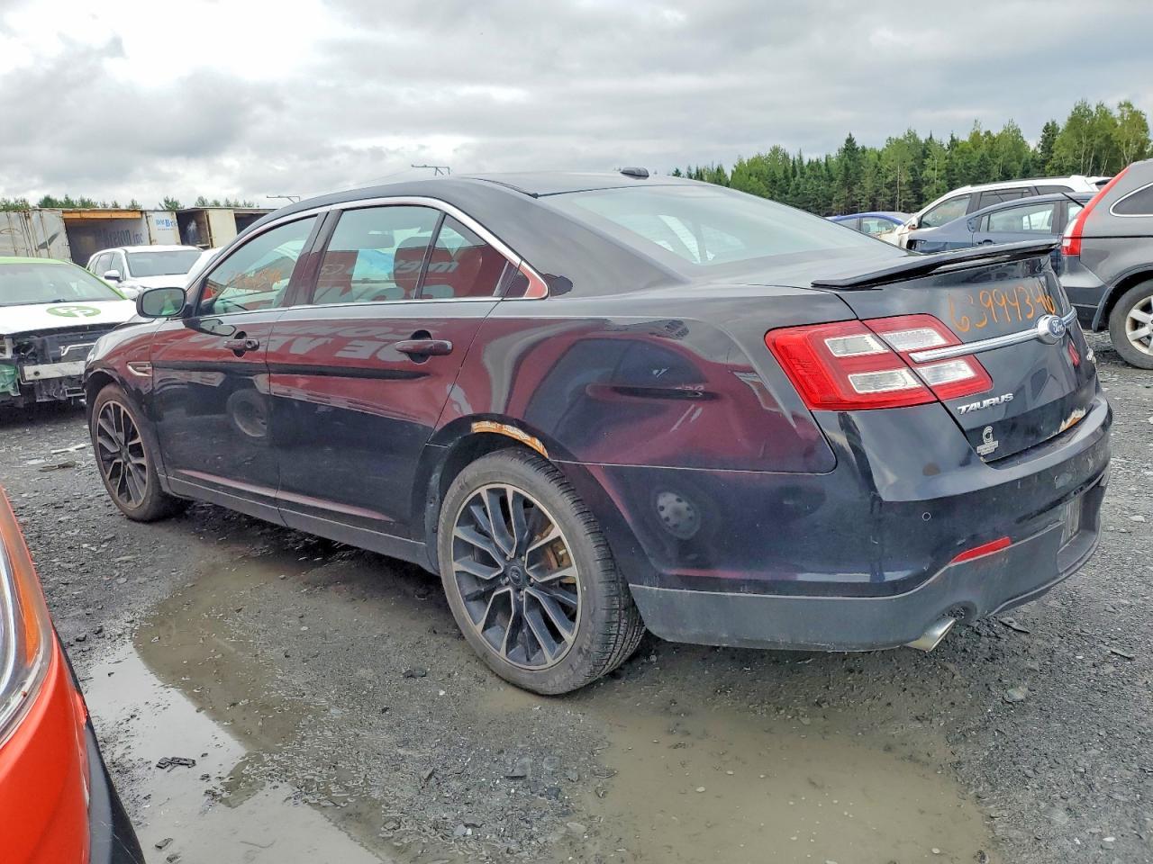 2019 Ford Taurus Limited - zdjęcie 2