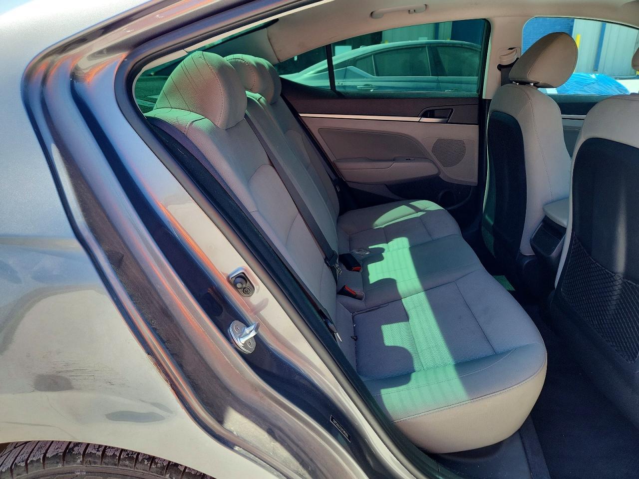 2018 Hyundai Elantra Value Edition - zdjęcie 10