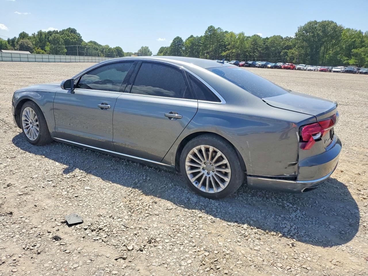 2015 Audi A8 Quattro - zdjęcie 2