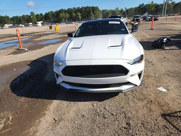 2023 Ford Mustang - zdjęcie 13