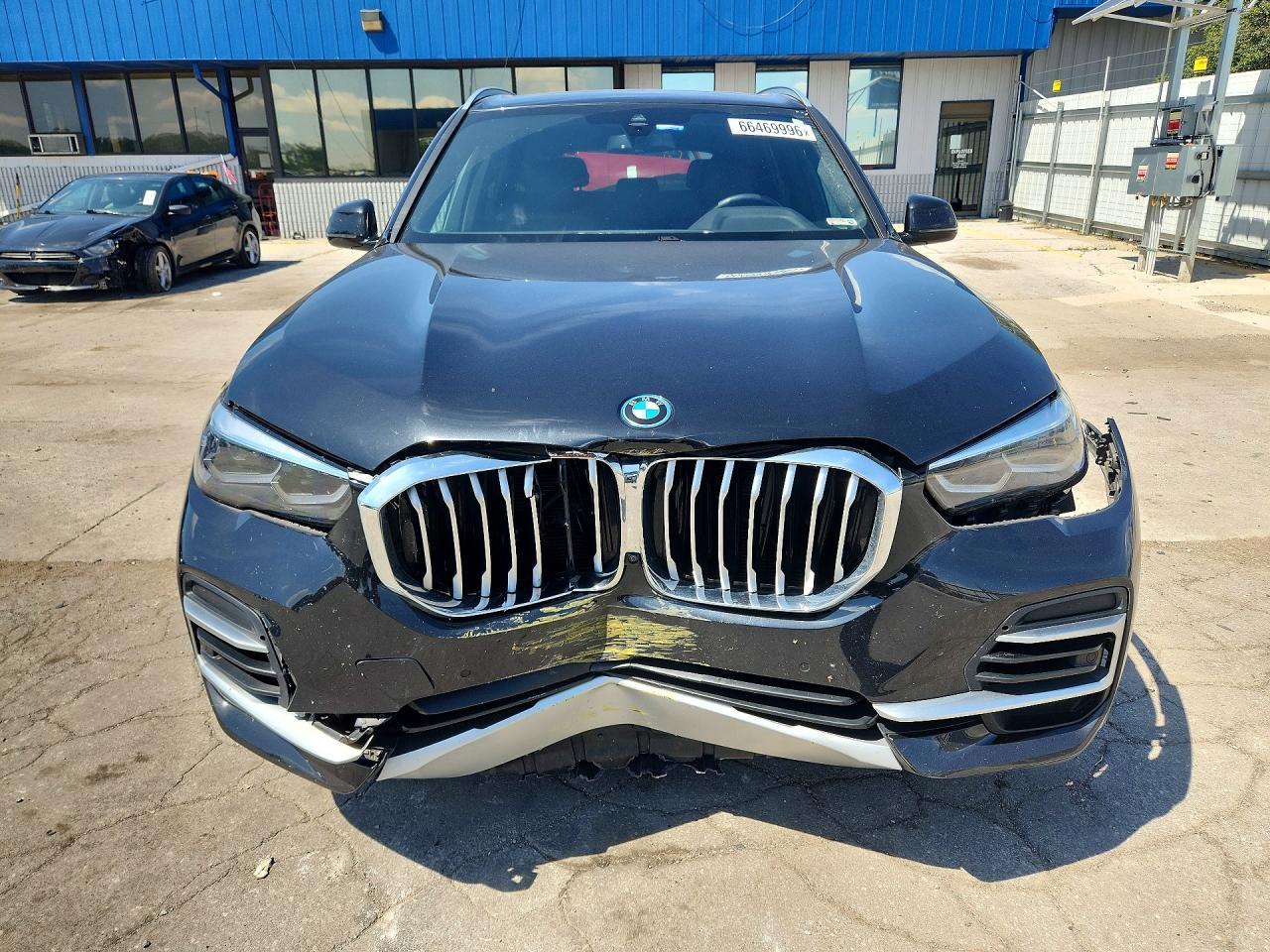 2022 BMW X5 xDrive45E - zdjęcie 5