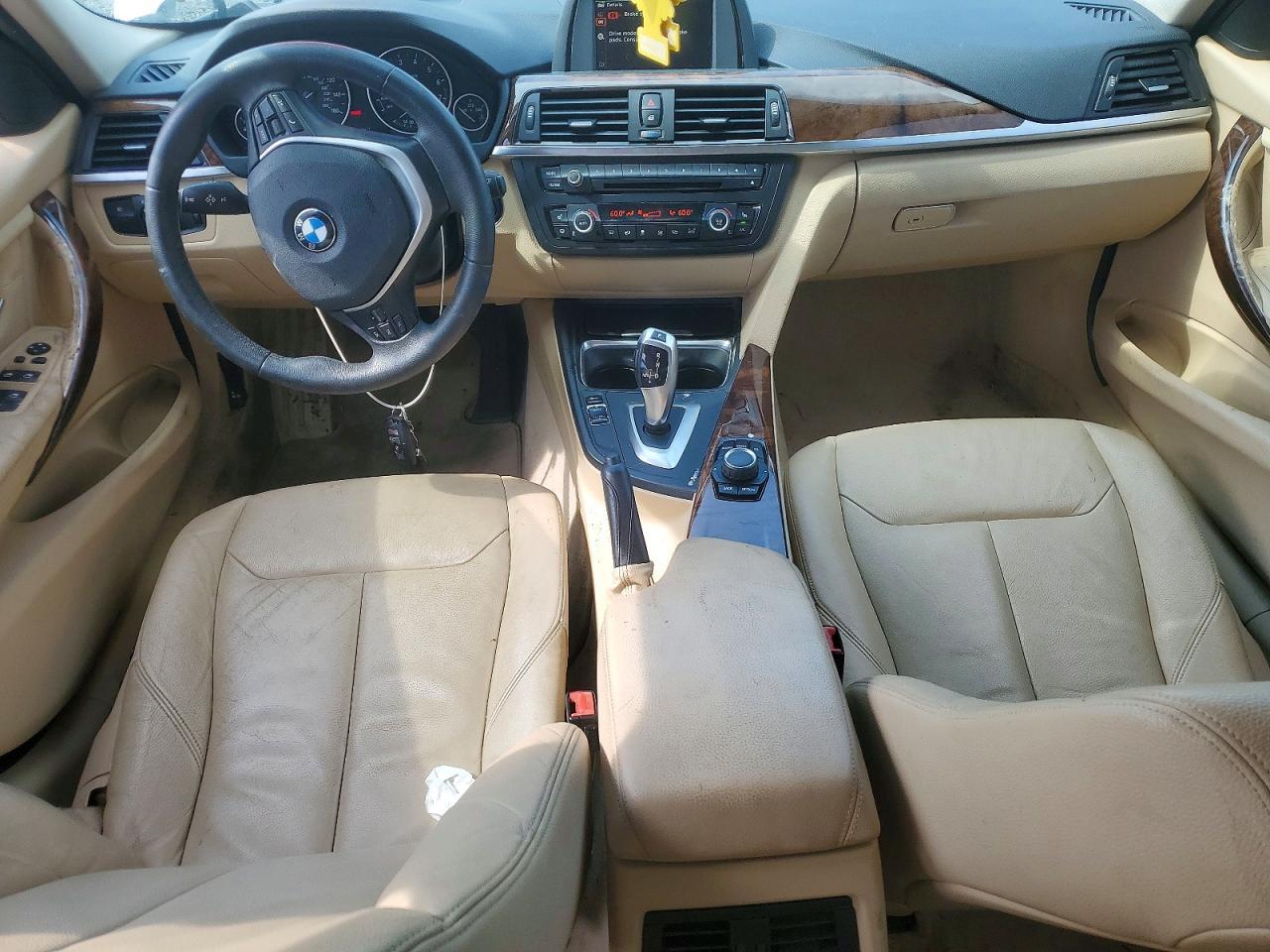 2014 BMW 328 I - zdjęcie 8